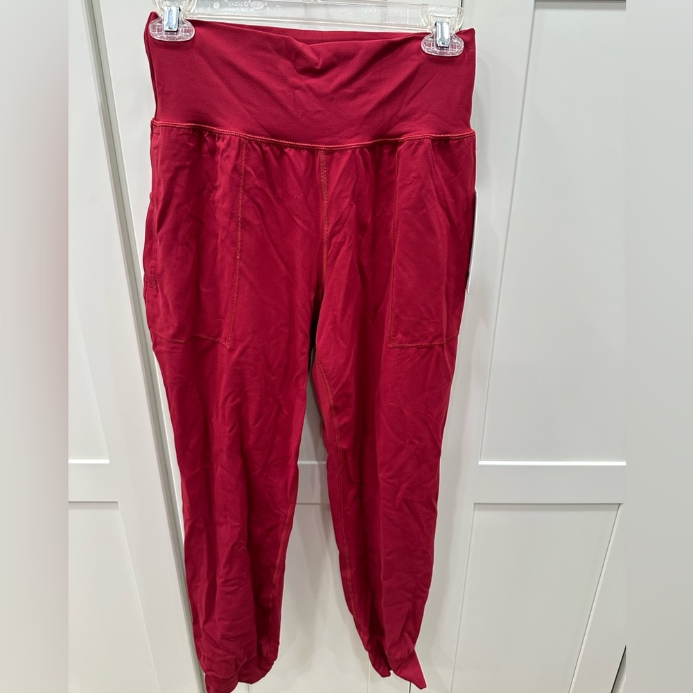 Dark red Athleta Salutation Jogger new with tags